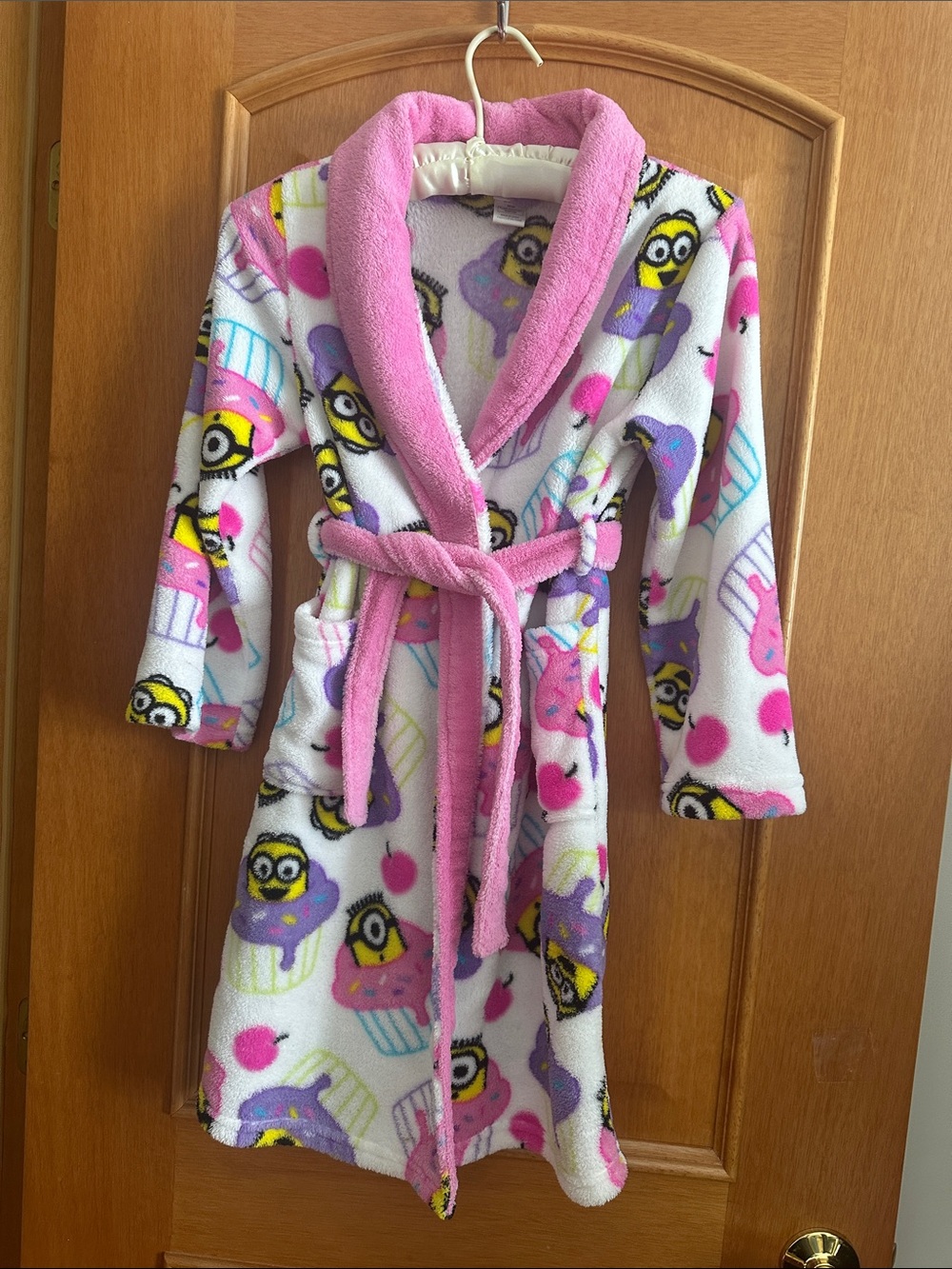 Kids Pink Minion Cupcake Fleece Robe (size M)